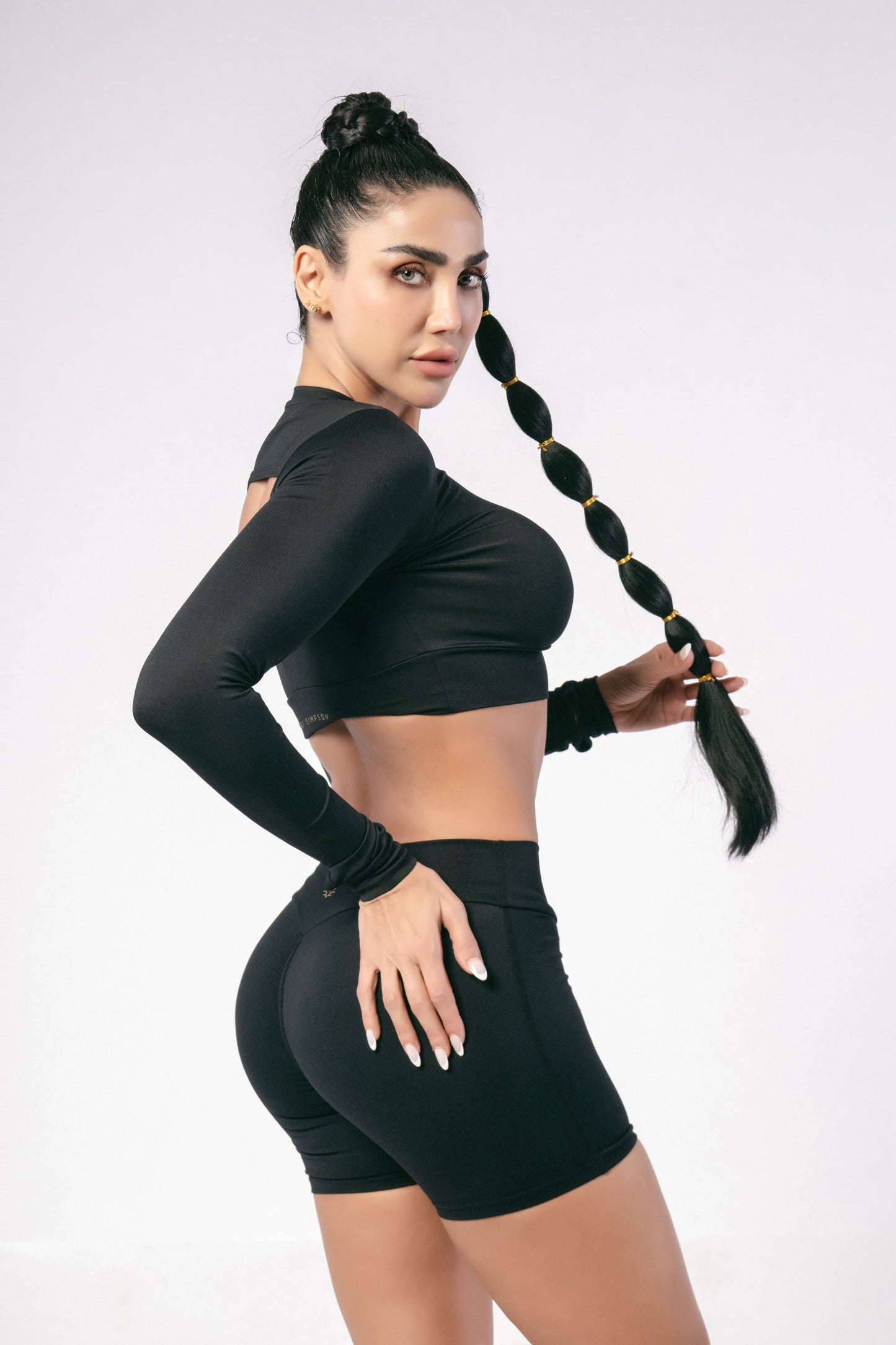 Long Sleeve Tri Cut Crop Top - Black