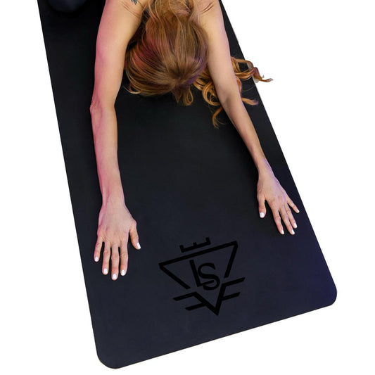 The Obsidian Yoga Mat – Noir Edition